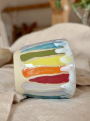 Ručne robená keramická šálka "farbičky" | 80 ml