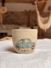 Ručne robená keramická šálka VW Beetle | 110 ml