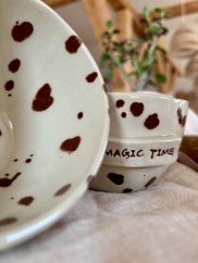 Ručne robená keramická šálka na latte "magic time" | 350 ml