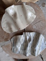 Ručne robený servírovací tanier 29 x 19 cm