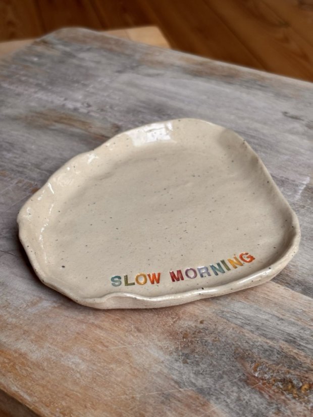 Ručne robený dezertný tanierik „Slow morning “ ø 12 cm