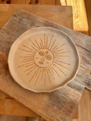 Ručne robený Keramický podnos „Slnko“ ø 21 cm