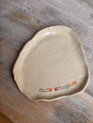 Ručne robený dezertný tanierik „Slow morning “ ø 12 cm