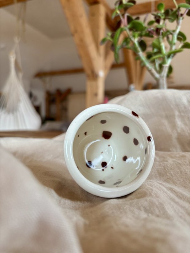 Ručne robená keramická šálka "mokka nota" | 100 ml
